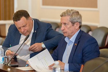 Губернатор отчитается перед законодателями